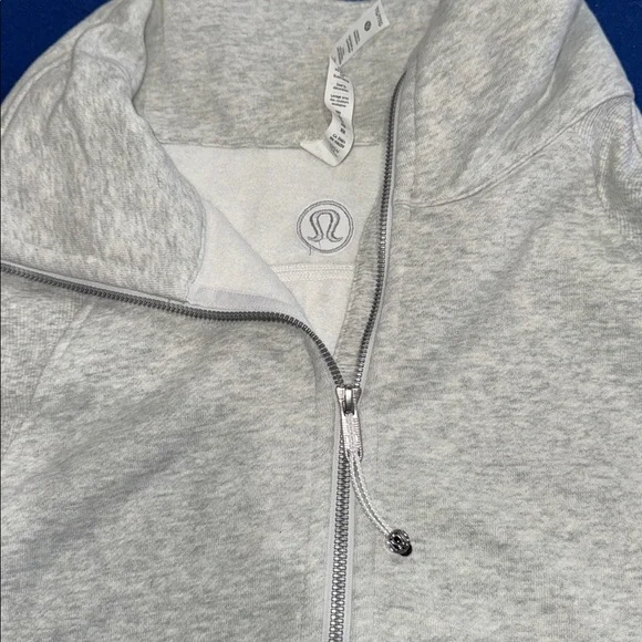 Lulu Lemon Women’s Gray Half-Zip - Picture 2 of 4